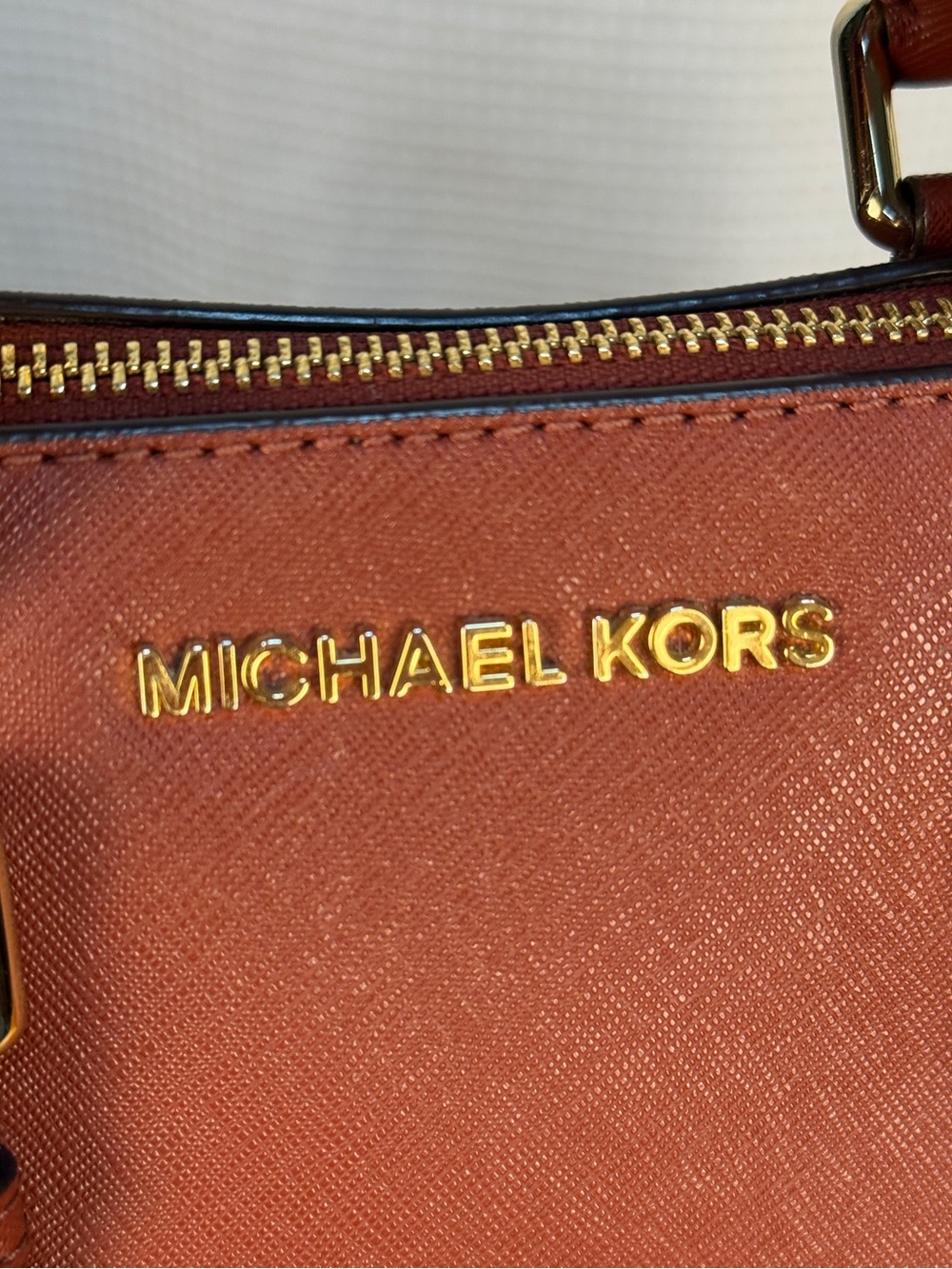 Michael Kors Ciara Grommet Brick Red Saffiano Leather Satchel Crossbody Bag EUC - Picture 10 of 16
